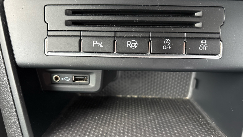 Volkswagen Tiguan 2.0 TDi BlueMotion Tech R-Line 5dr 150 DSG [NAV] Diesel Estate